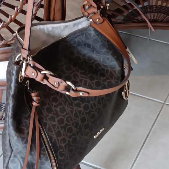 Beautiful Calvin Klein "Excellent condition "" - Picture 2 of 7